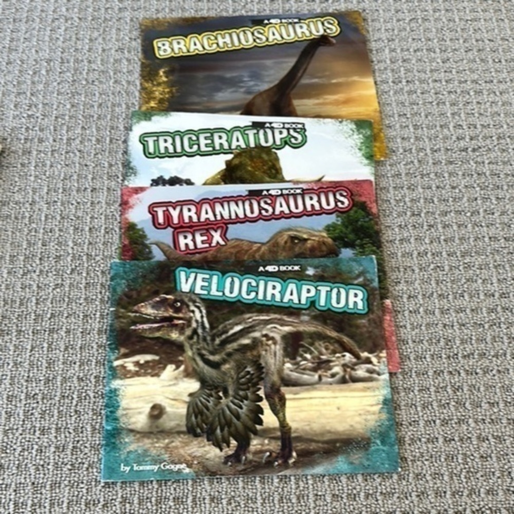 Reptile Educational Book Set 4D books by Capstone 4D app